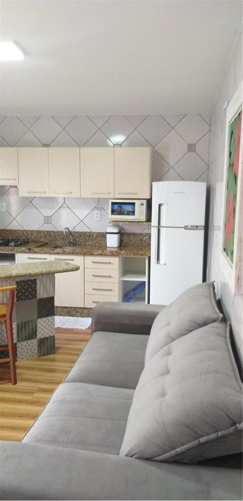 Residencial Montoski Бомбиньяс Экстерьер фото